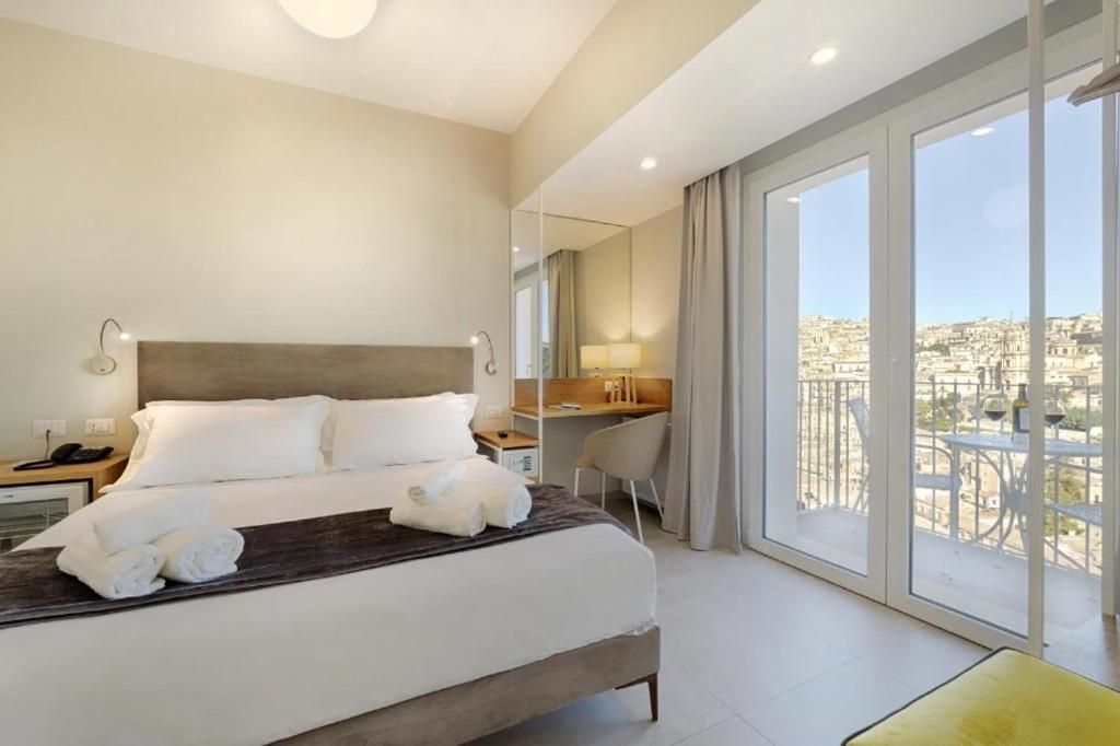 Itria Modica Hotel Bagian luar foto