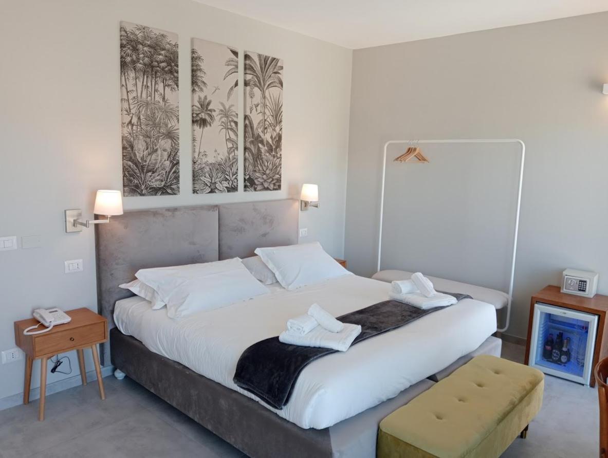 Itria Modica Hotel Bagian luar foto