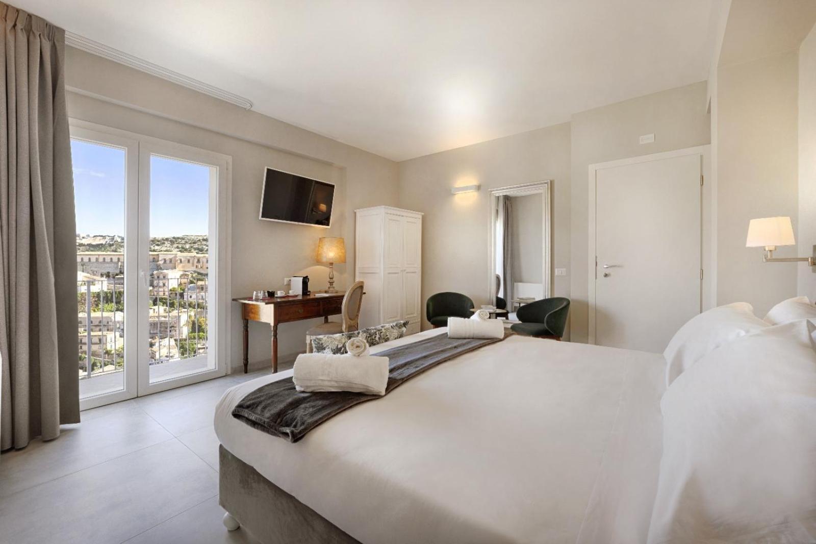 Itria Modica Hotel Bagian luar foto
